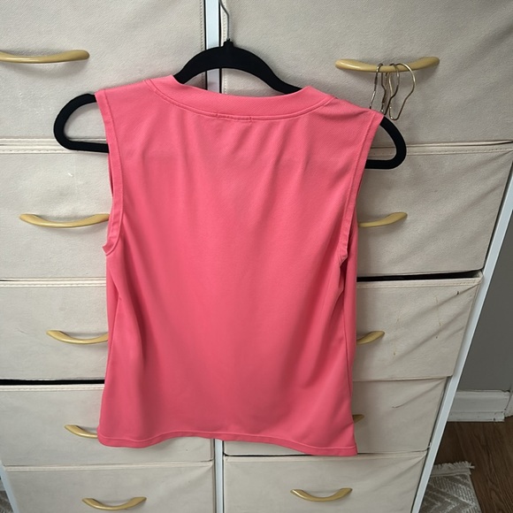 Sleeveless Mock Neck Golf/Tennis Top - Picture 3 of 3